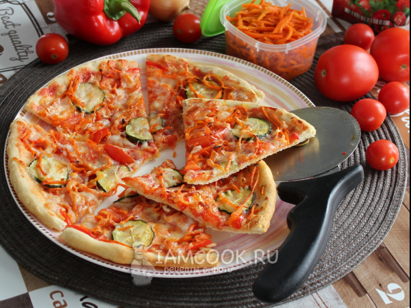Овощная пицца (с корейской морковью и огурцом) — рецепт с фото