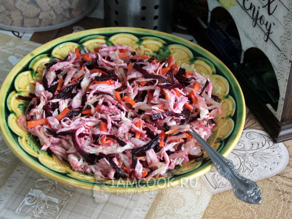 Королевский салат со свеклой и мясом. Просто, но очень вкусно: салат на все случаи жизни