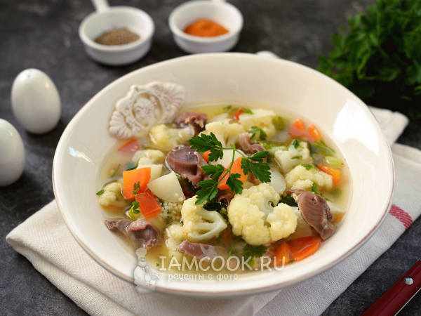 Суп из куриных желудков с кускусом и цветной капустой, рецепт с фото