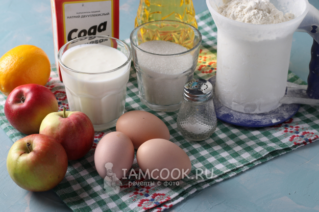 Блины с творогом и яблоками