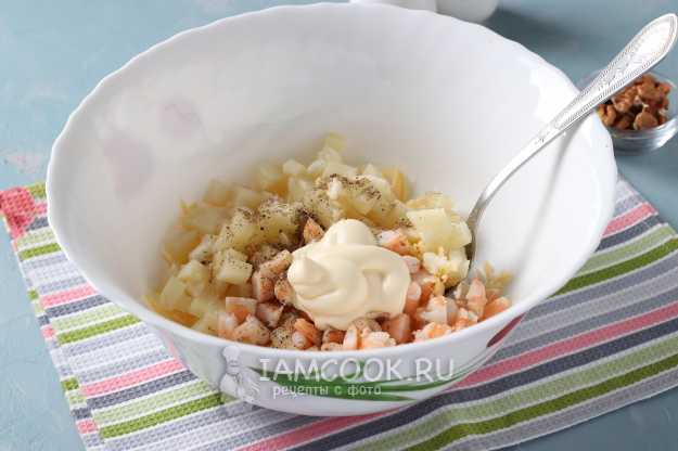 Нежный слоеный салат с шампиньонами и креветками рецепт – Европейская кухня: Салаты. «Еда»