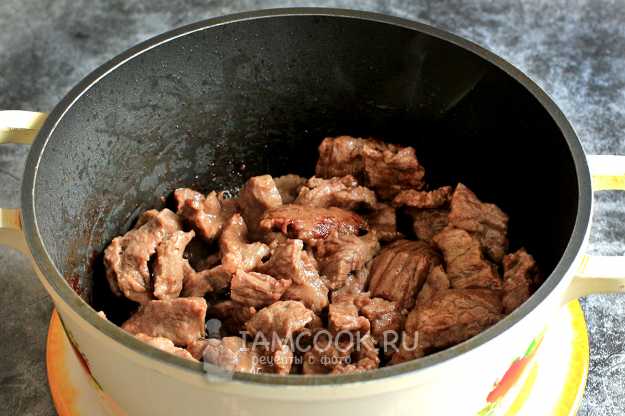Тушеные отбивные из свинины — рецепт с фото