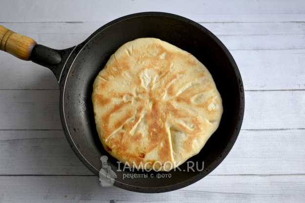 Лепешка с картошкой и сыром на сковороде, пошаговый рецепт с фото от автора Марина Майорова