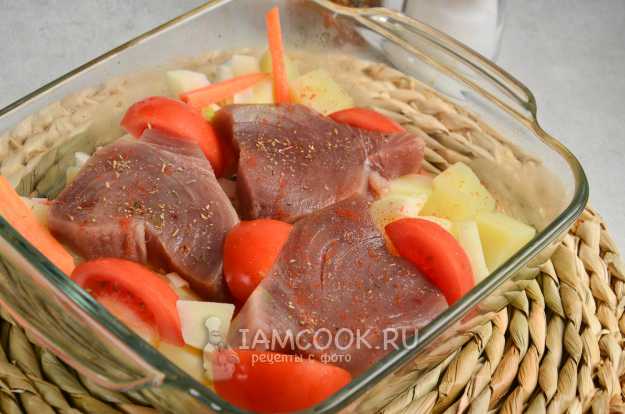 Филе тунца в духовке с овощами