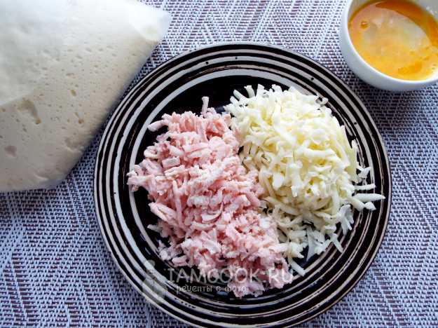 Хачапури с ветчиной и сыром в духовке — рецепт с фото пошагово