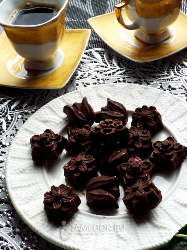Вишня в шоколаде, пошаговый рецепт на 29 ккал, фото, ингредиенты - Julia Z