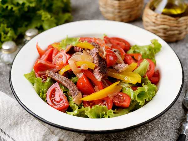 Салат с говядиной и болгарским перцем – уникального сочетания ингредиентов: рецепт с фото и видео