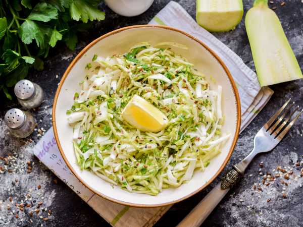 Салат из кабачков с капустой - вкусный рецепт с пошаговым фото