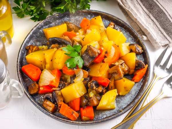 Грибы с овощами в горшочке – пошаговый рецепт приготовления с фото