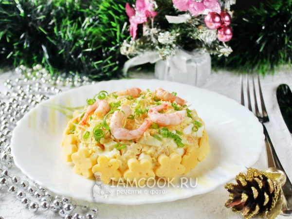 Салат «Комплимент» с креветками и ананасом, рецепт с фото