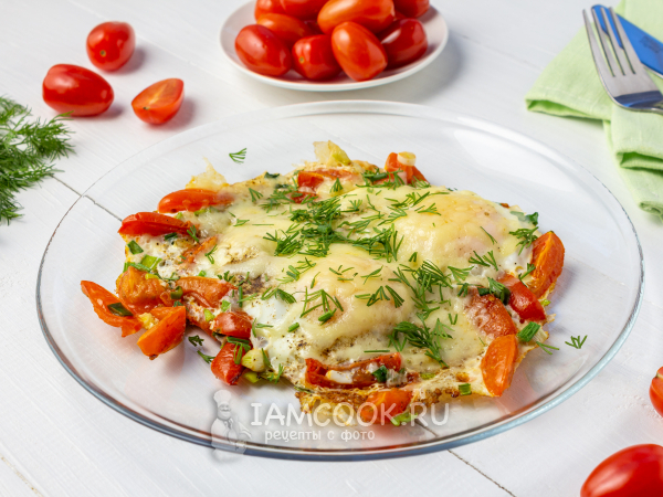 Яичница с помидорами и сыром на сковороде, рецепт с фото