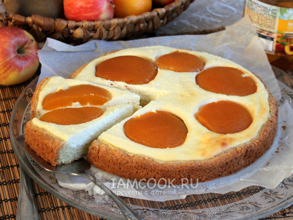 Песочный пирог с творогом и консервированным персиком, рецепт с фото