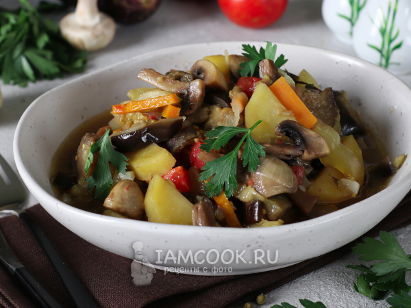 Овощное рагу с баклажанами и картошкой. | Мария Сурова - рецепты и советы | Дзен