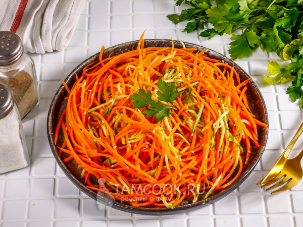 Диетический салат из моркови (ПП), рецепт с фото