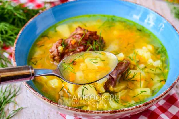 Тыквенный суп с чечевицей и копчеными ребрышками