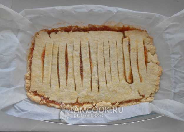 Дрожжевой пирог с калиной и яблоками + вариант оформления верха