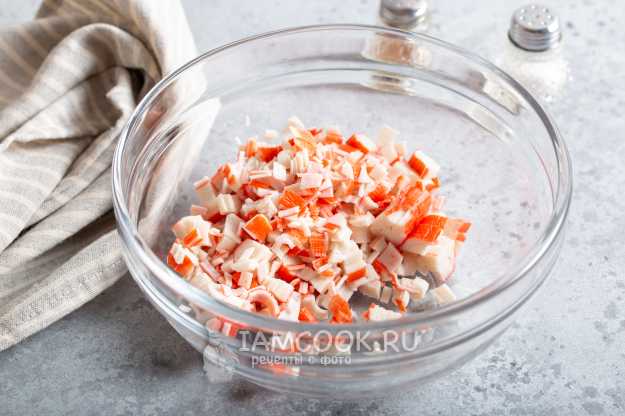 Салат кальмары с креветками приготовление. Салат из креветок и кальмаров рецепты