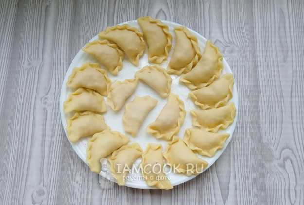 Вареники с яблоком и грушей рецепт – Украинская кухня: Выпечка и десерты. «Еда»