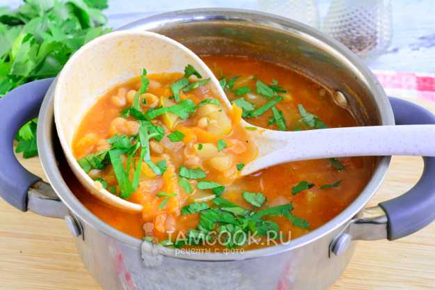 Необычный суп минестроне – с рисом, фасолью и колбаской
