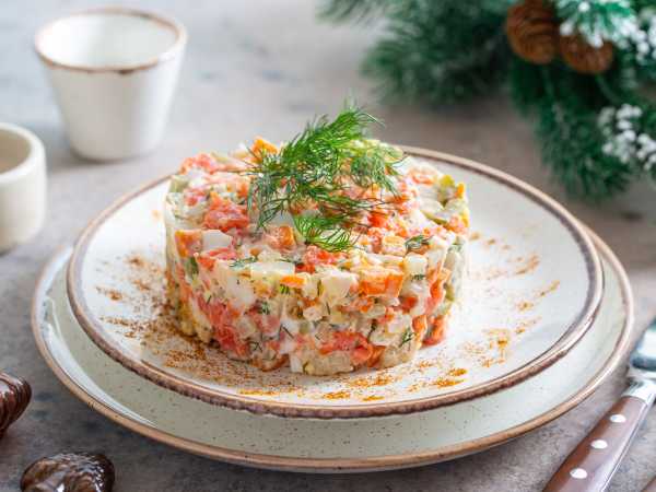 Салаты из семги — ТОП 10 самых вкусных рецептов на праздничный стол