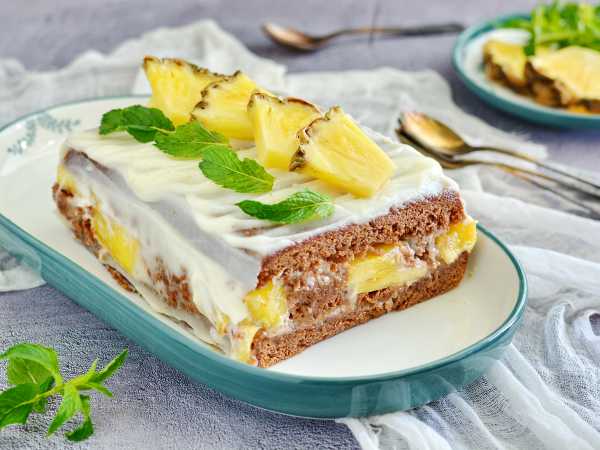 Бисквитный торт с консервированными ананасами – пошаговый рецепт приготовления с фото