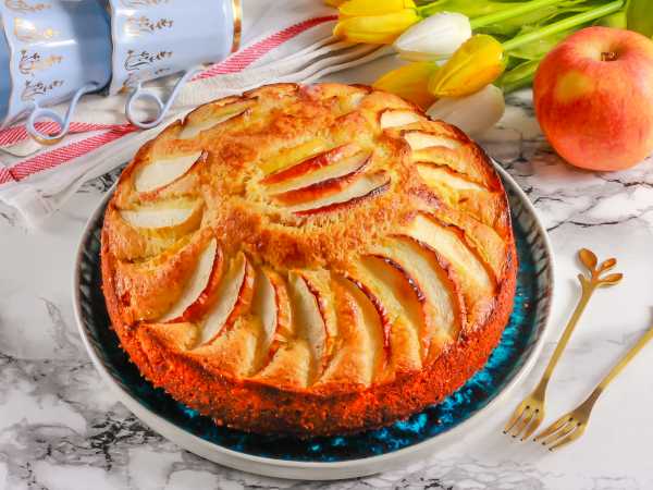Рецепт приготовления шарлотки с яблоками в духовке