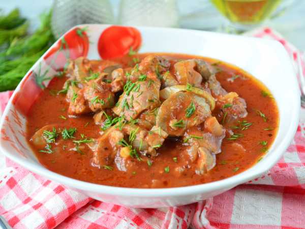 Рецепт приготовления белкового ужина: тушеная говядина в томатном соусе