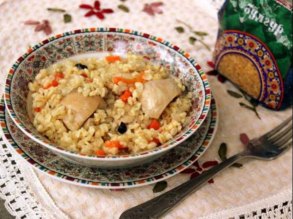 Рис с курицей и овощами в мультиварке