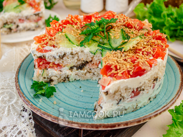 Слоеный салат «Филадельфия» (Ленивые суши), рецепт с фото