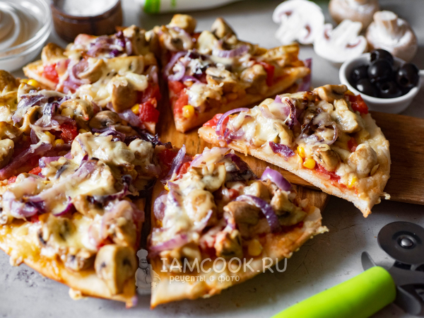 Пицца на сметане на сковороде - быстрый рецепт с фото пошагово
