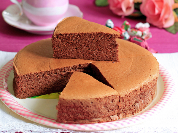 Как приготовить шоколадный бисквит для торта