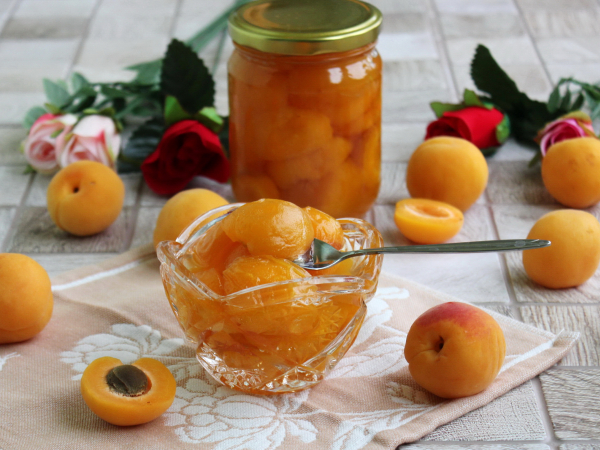 Варенье из абрикосов с корицей, рецепт с фото