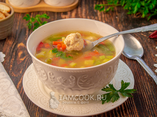 Суп с манкой и куриными фрикадельками, рецепт с фото