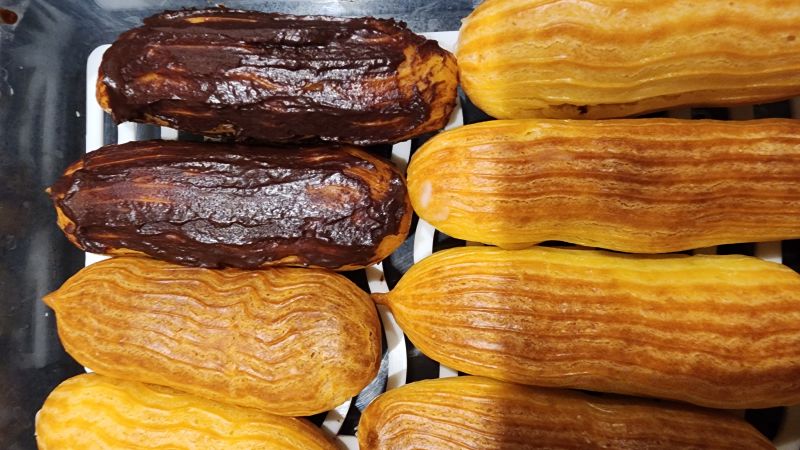 Шоколадная глазурь для эклеров (+эклеры) — рецепт с фото пошагово. Как ...