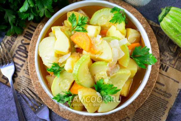 Тушеный картофель с куриным филе и кабачком – пошаговый рецепт приготовления с фото