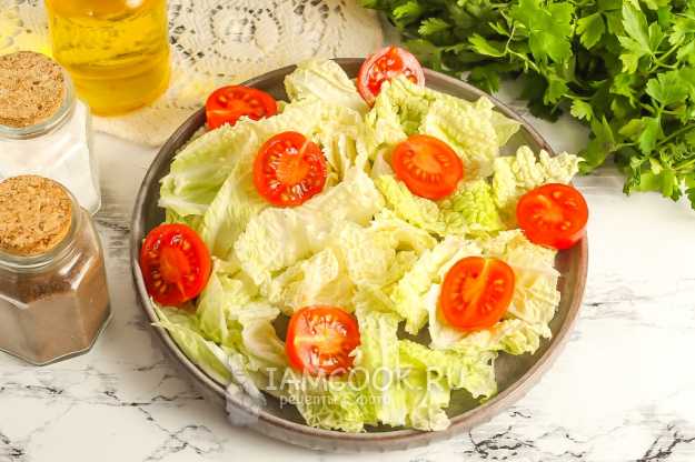 Постный салат «Цезарь» с креветками