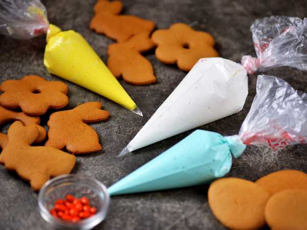 Как приготовить идеальную сахарную глазурь для украшения печенья и пряников? Видео-рецепт