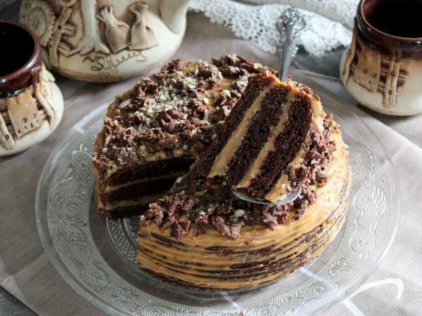 Шоколадный торт с орехами и сгущенкой | Рецепт | Торт с орехами, Шоколадный торт, Торт