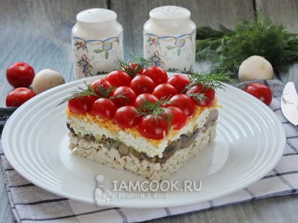 Салат «Красная шапочка» с помидорами черри, рецепт с фото