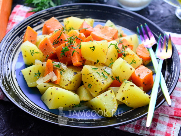 Картошка в рукаве с овощами