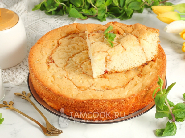 Пирог с вареньем и овсянкой в мультиварке рецепт с фото