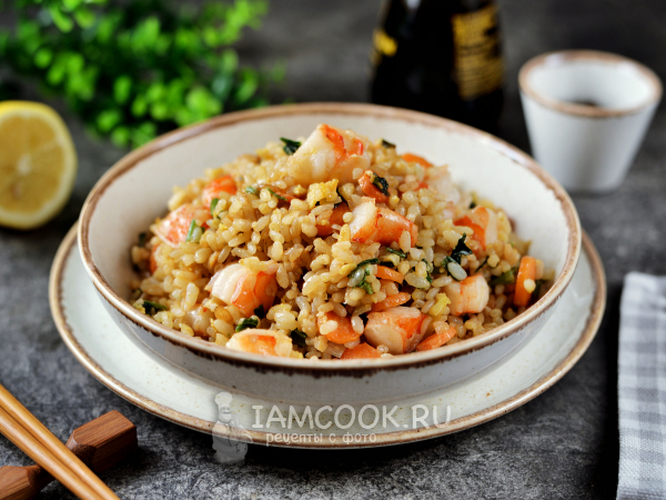 Жареный рис с креветками по-тайски (с яйцами), рецепт с фото