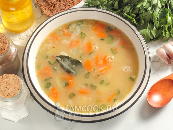 Гороховый суп с рыбными консервами, рецепт с фото