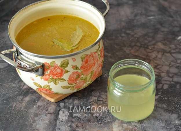 Рассольник с перловкой и солеными огурцами