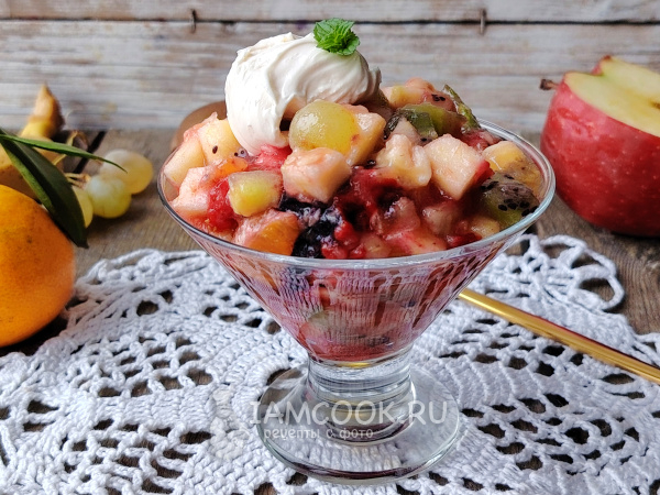 Салат «Фруктовая фантазия», рецепт с фото