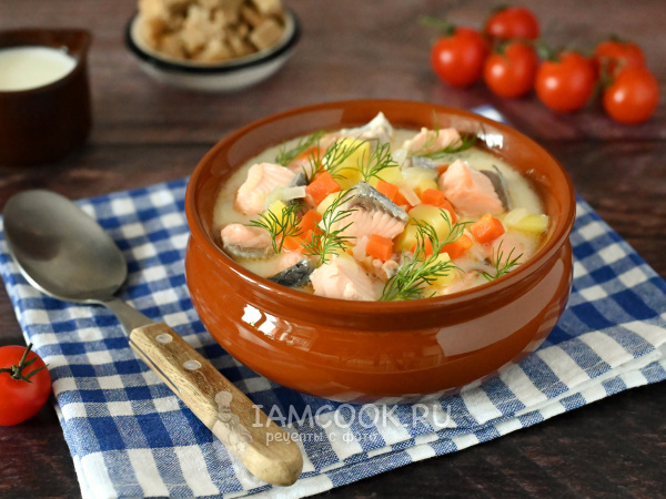 Суп с семгой и плавленым сыром, рецепт с фото
