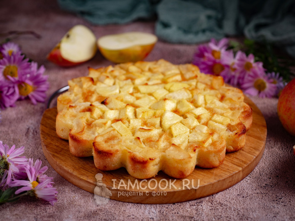 Шарлотка с кокосовой мукой (с яблоками), рецепт с фото