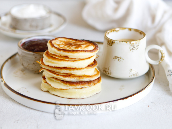 Оладьи из рисовой муки с яйцом и творогом, рецепт с фото