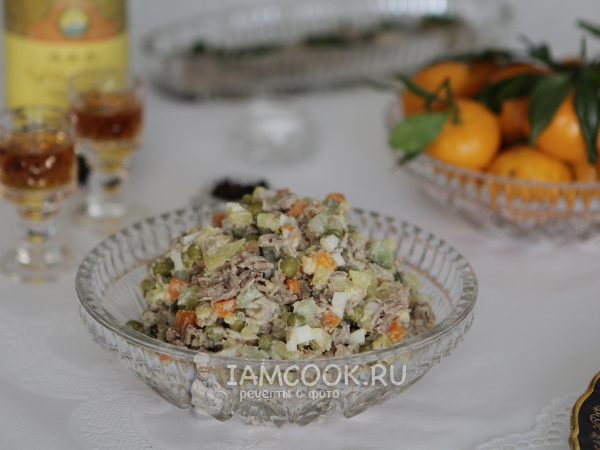 Оливье с яблоком и говядиной (вкус детства), рецепт с фото