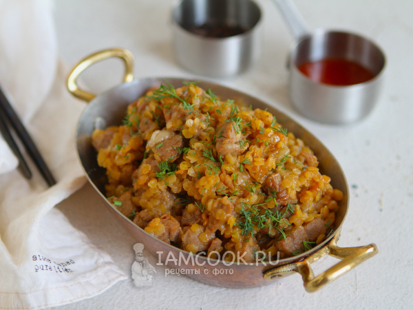 Тушеная говядина с чечевицей, рецепт с фото